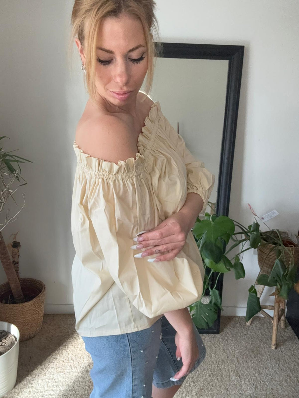 Off-Shoulder Top