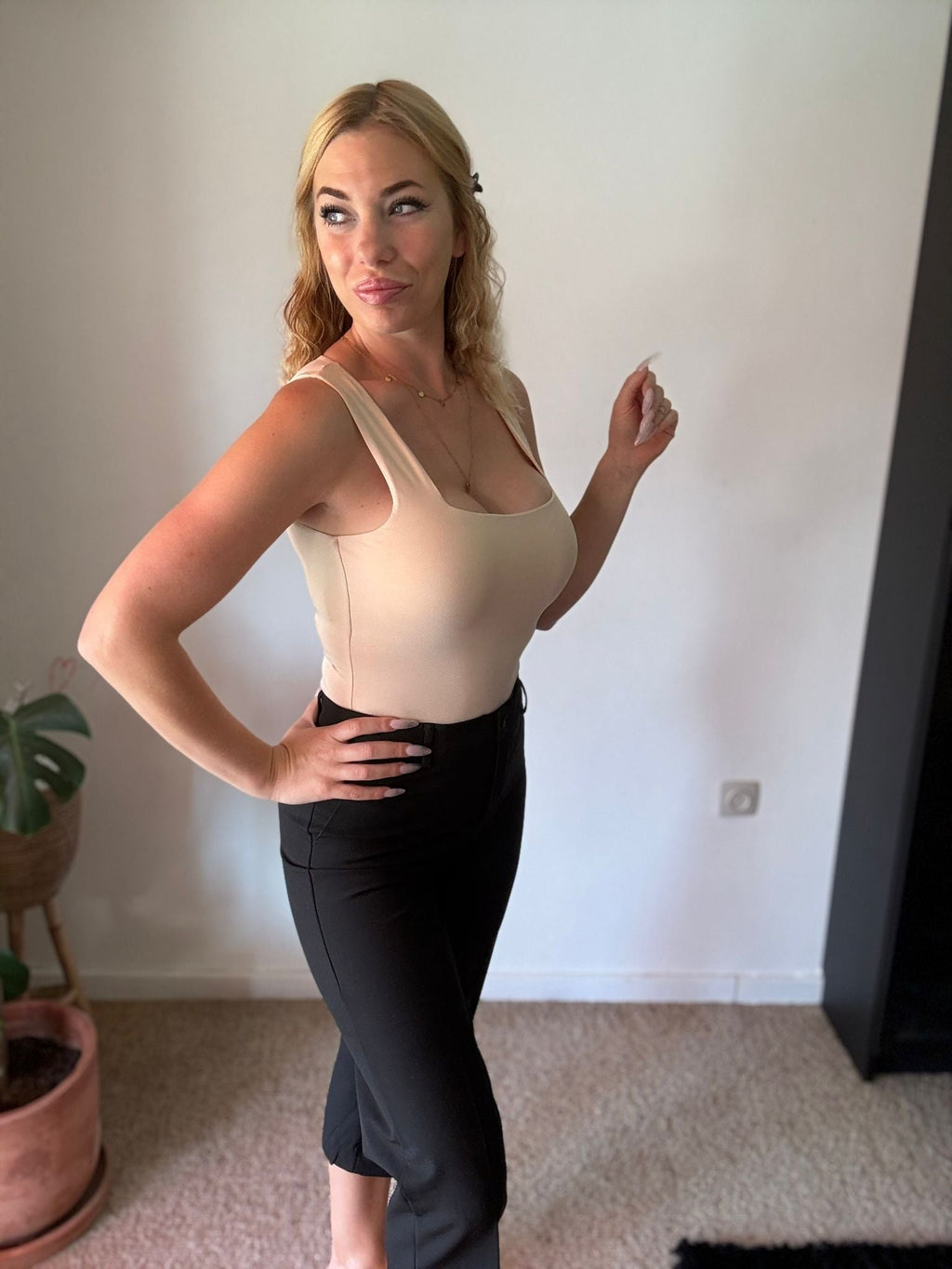 Beige Body zijkant