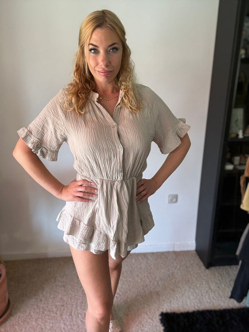 Taupe Playsuit voorkant 2