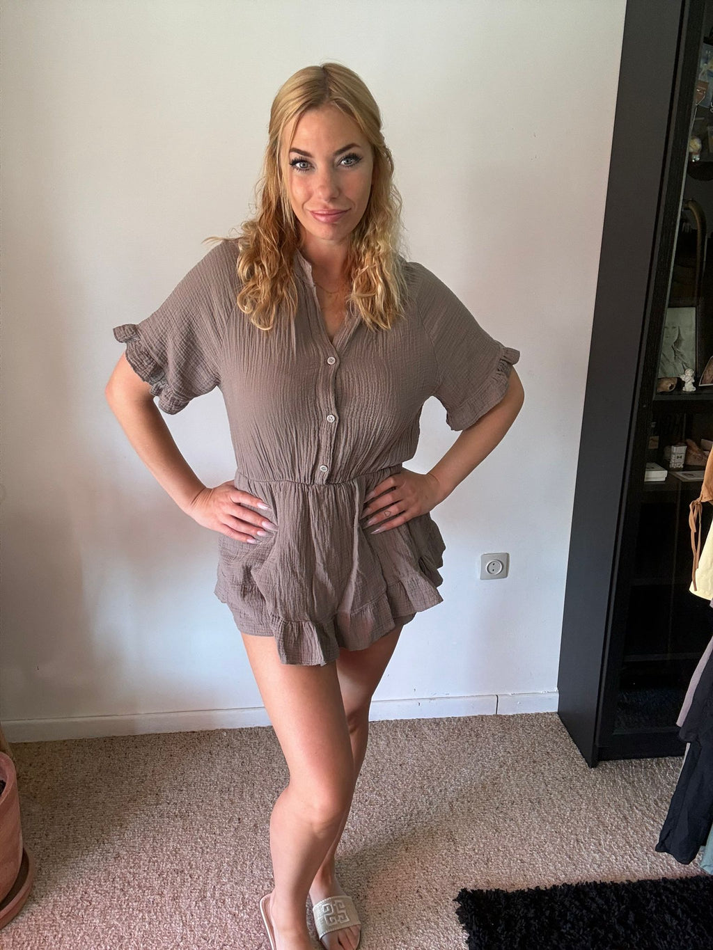 Taupe Playsuit voorkant 4