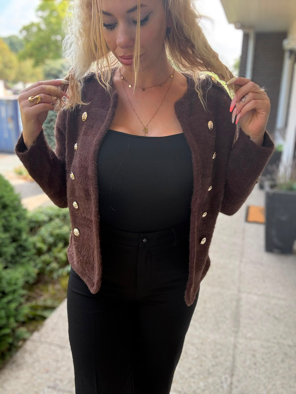 Demi Vestje Bruin - detail