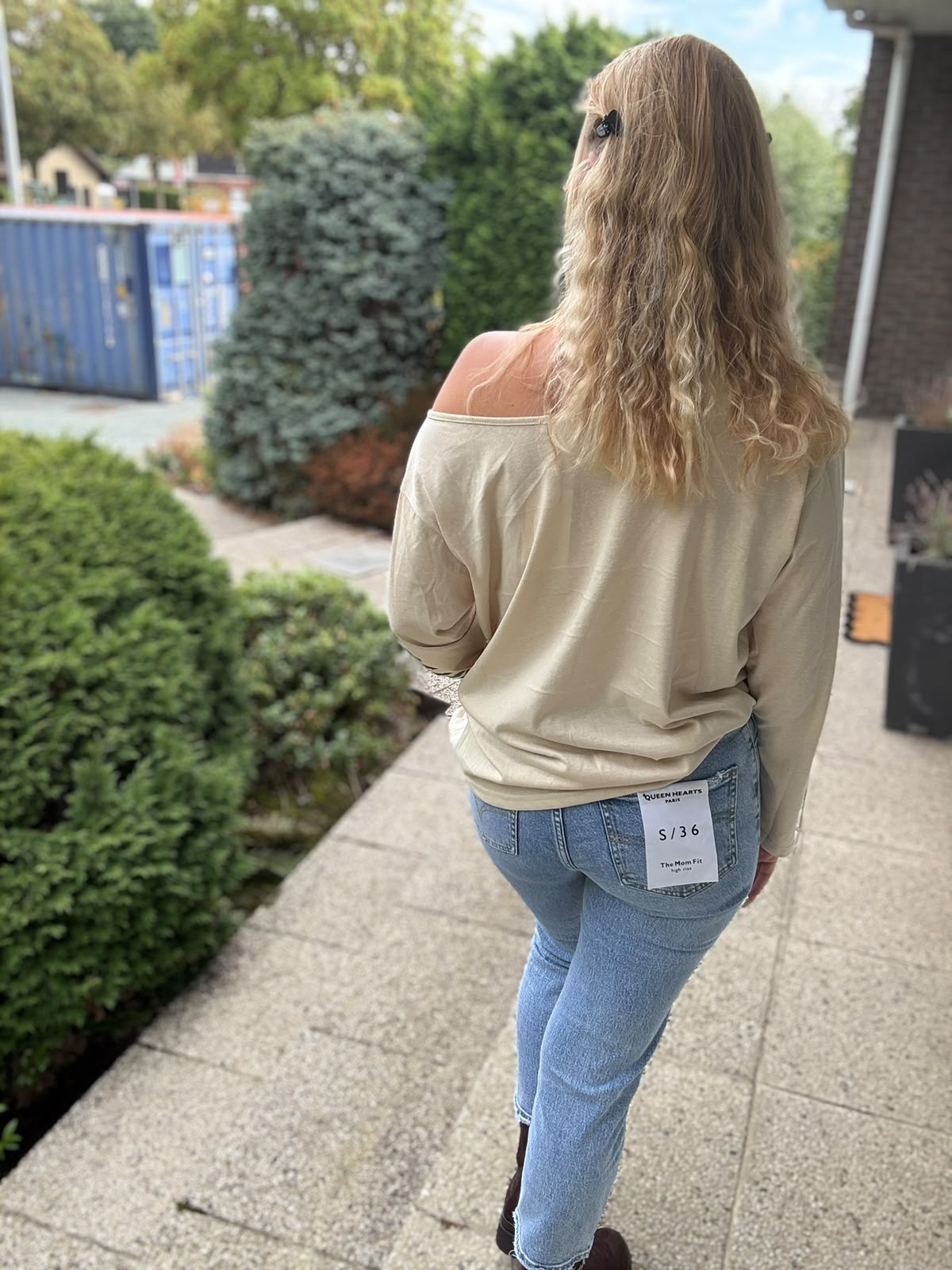 Off Shoulder Long Sleeve Top Beige - achter