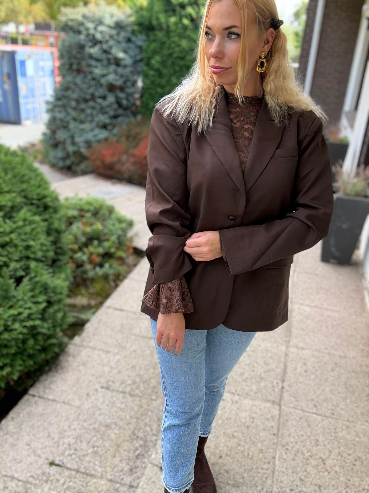 Maaike Blazer Brown