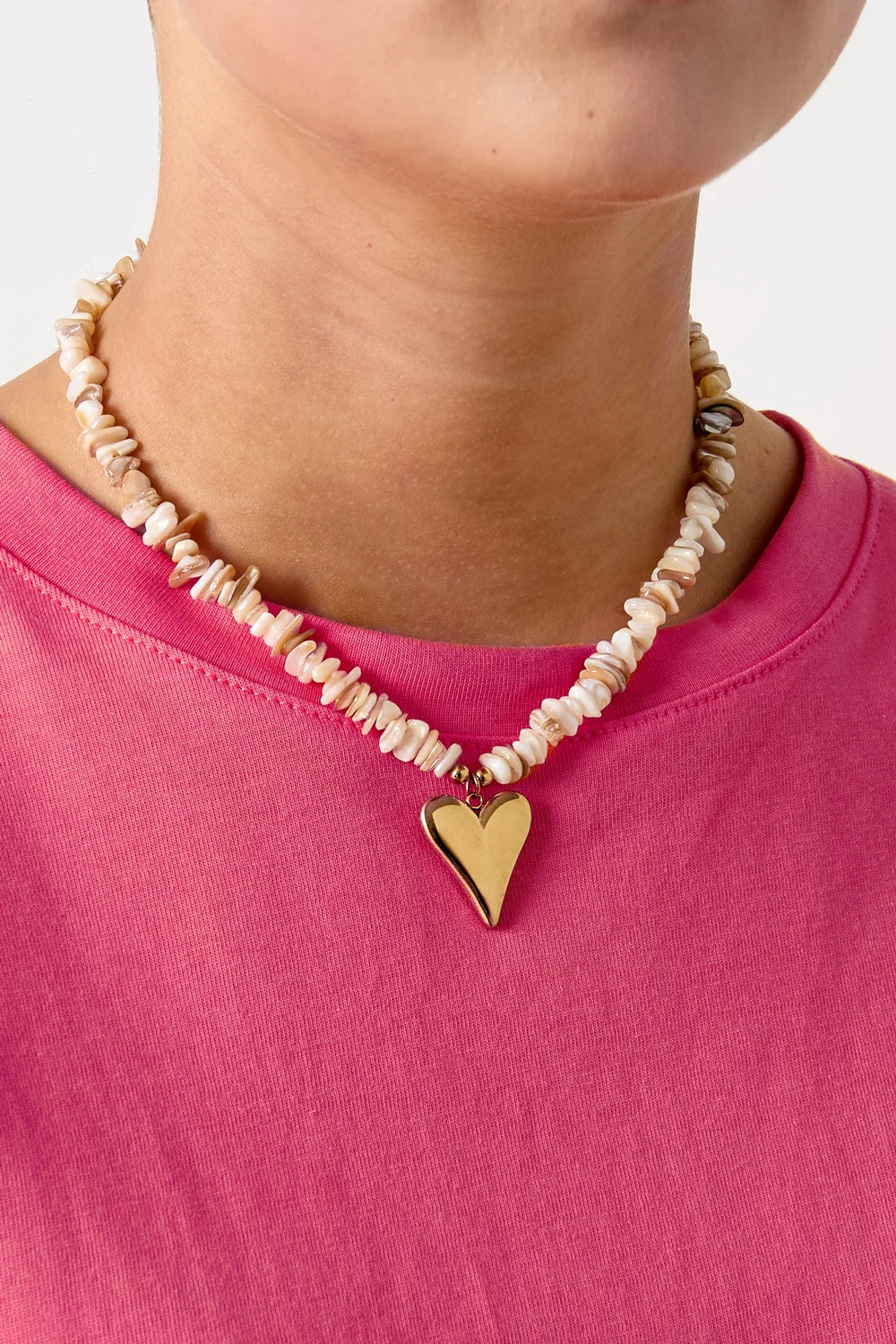 Beige Shell Heart Necklace